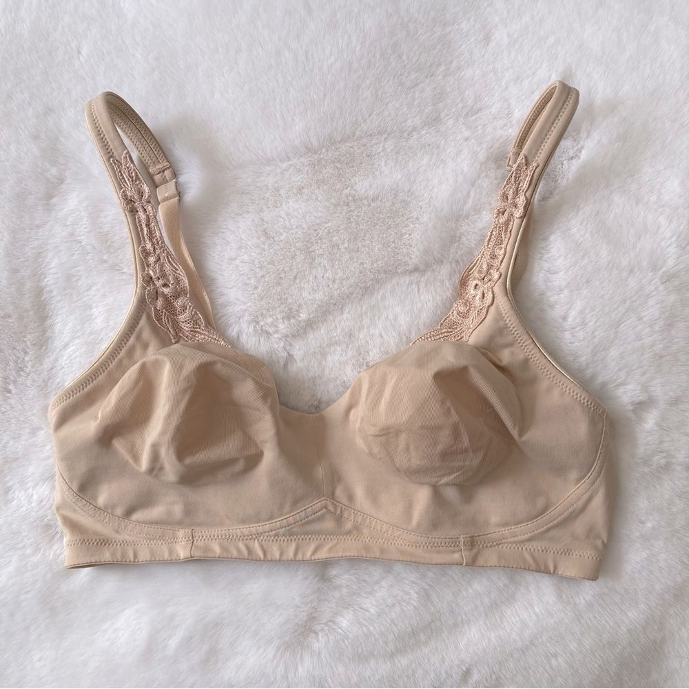 Soma Nude Wireless Bra Unlined 34C Tan Beige